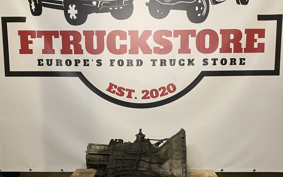 F.Serie 5speed Manual Transmission 4WD 183.000KM 1994