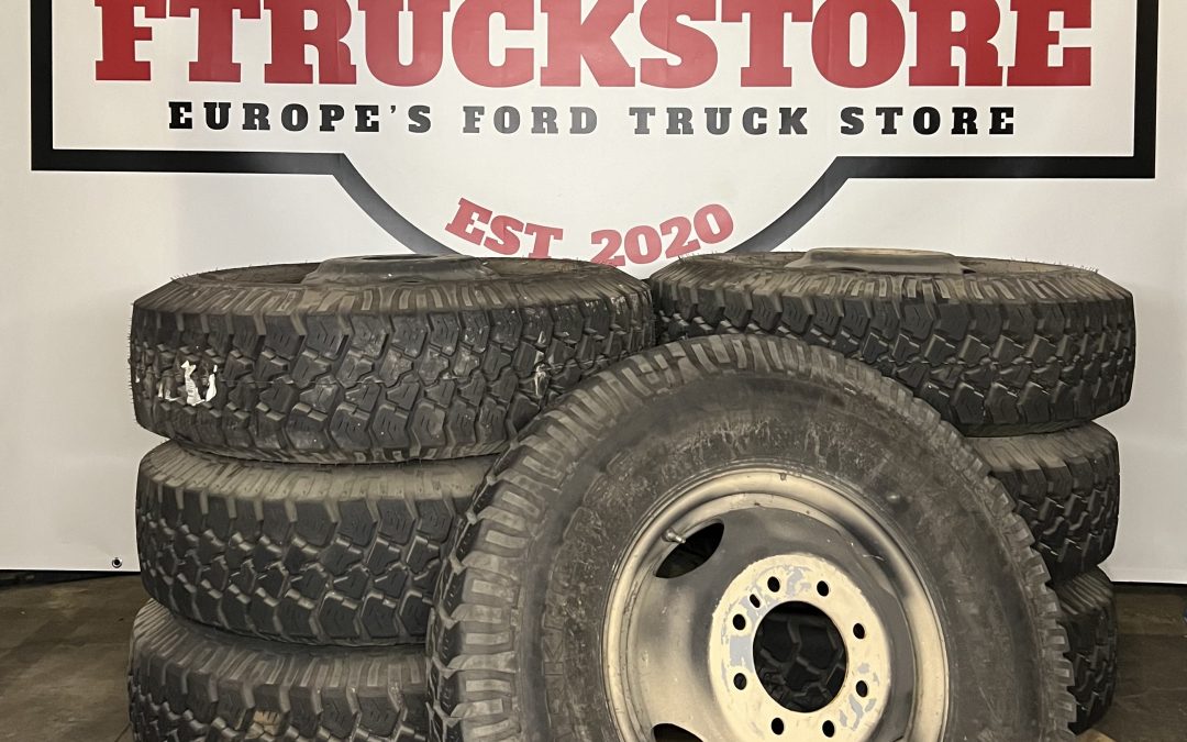 F250/350 DUALLY 8-lug, Wheel Set 16Inch