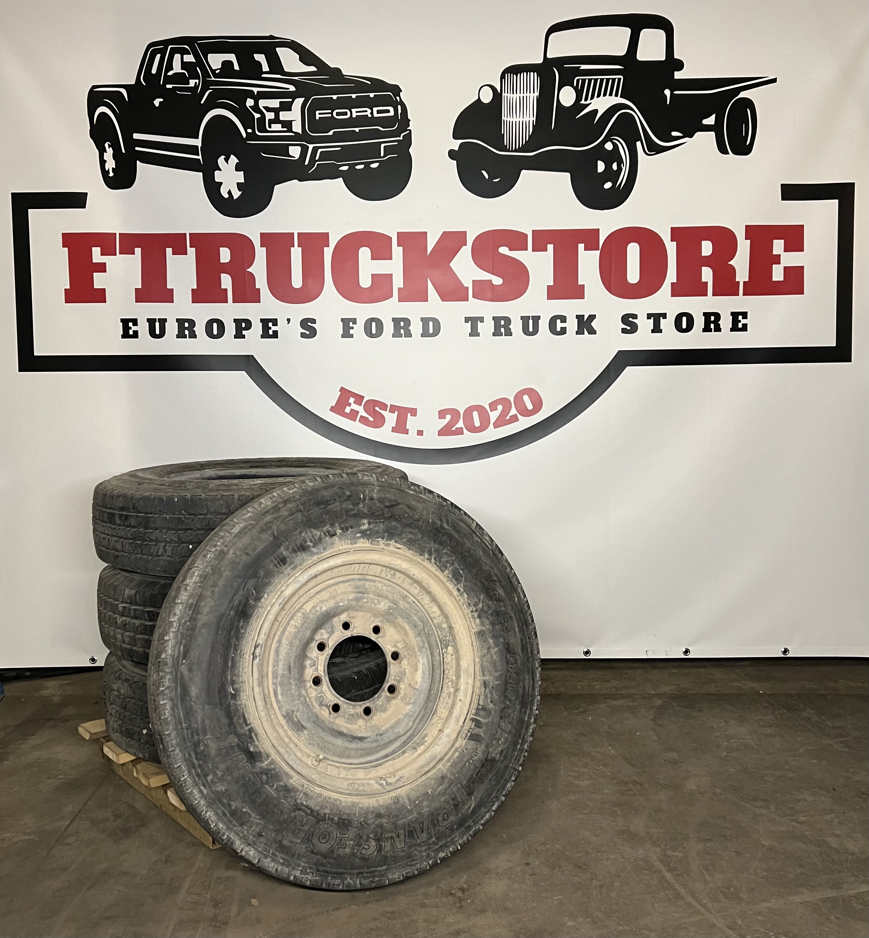 F250/350 8-lug, Wheel Set 16Inch