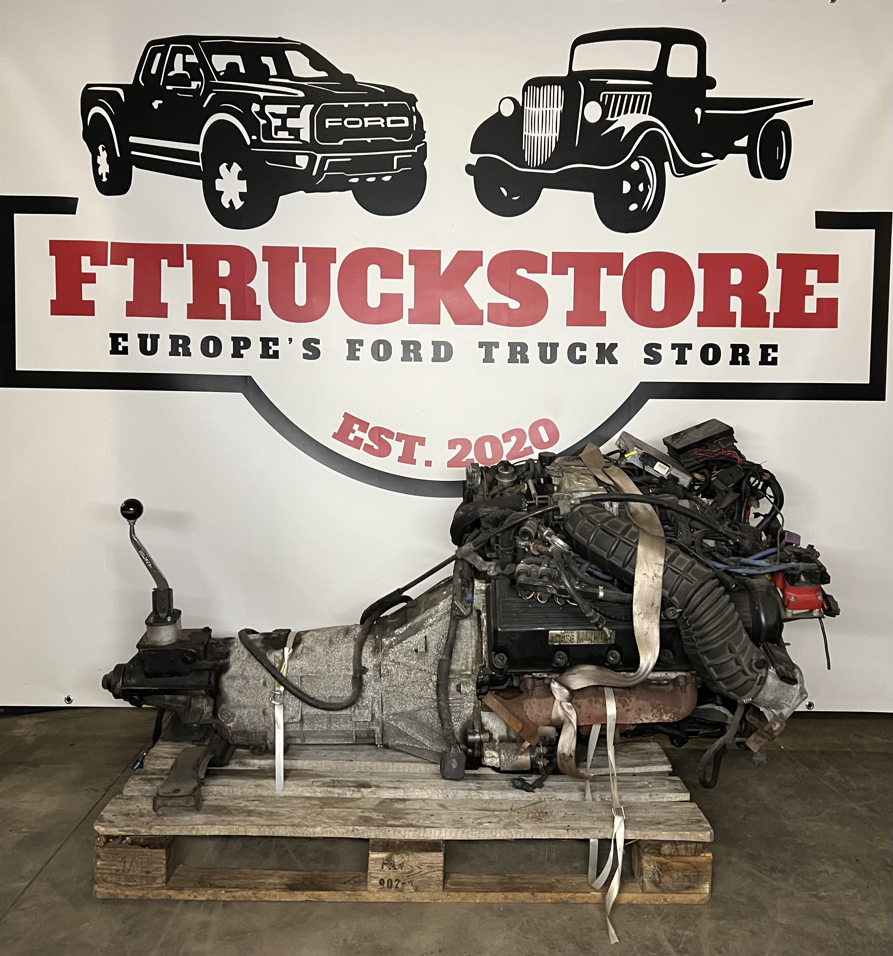 4.6 V8 Triton with Tremec T45 Manual Transmission