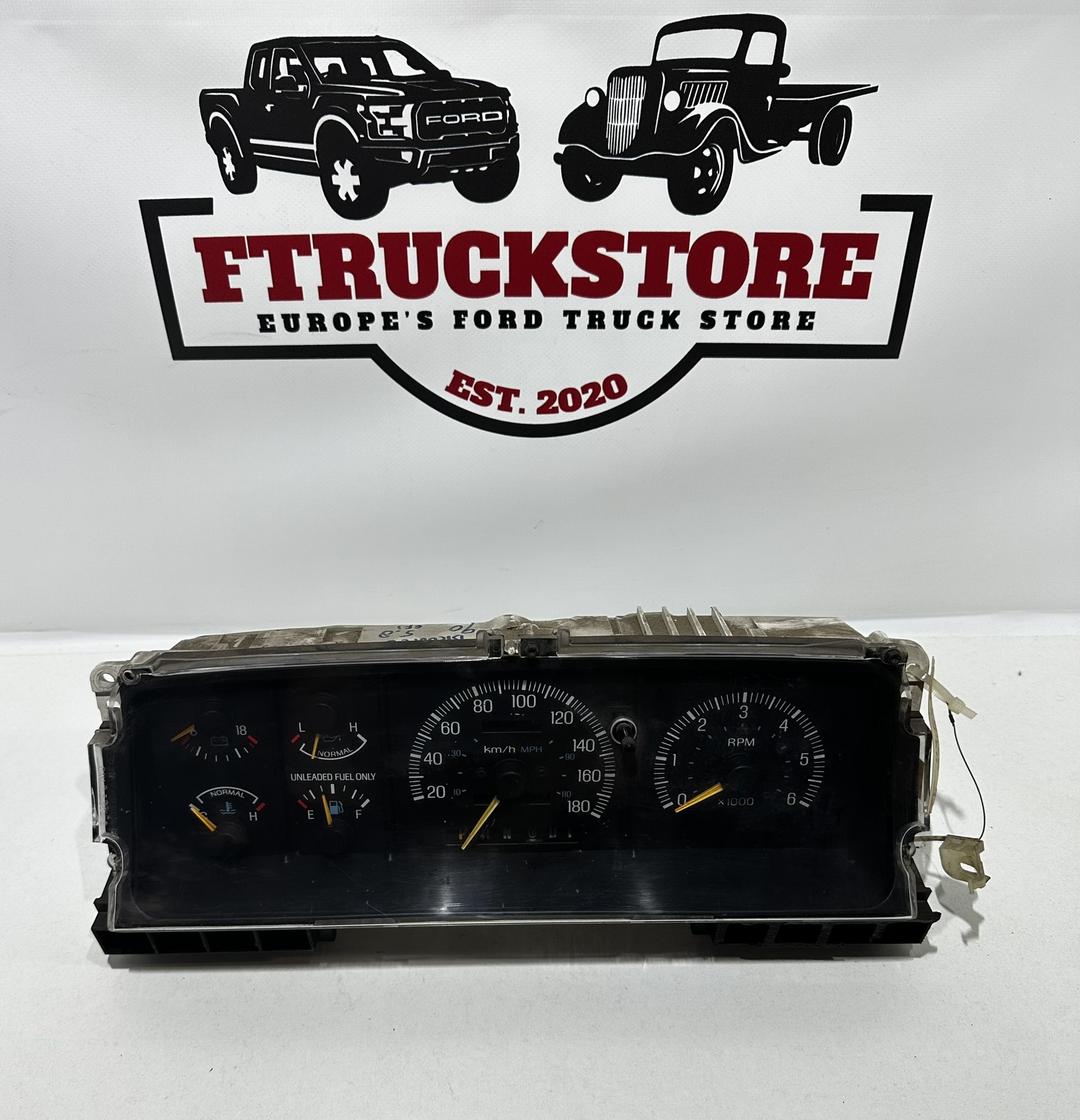 Ford F.Serie 1986/1991 with RPM Instrument Cluster