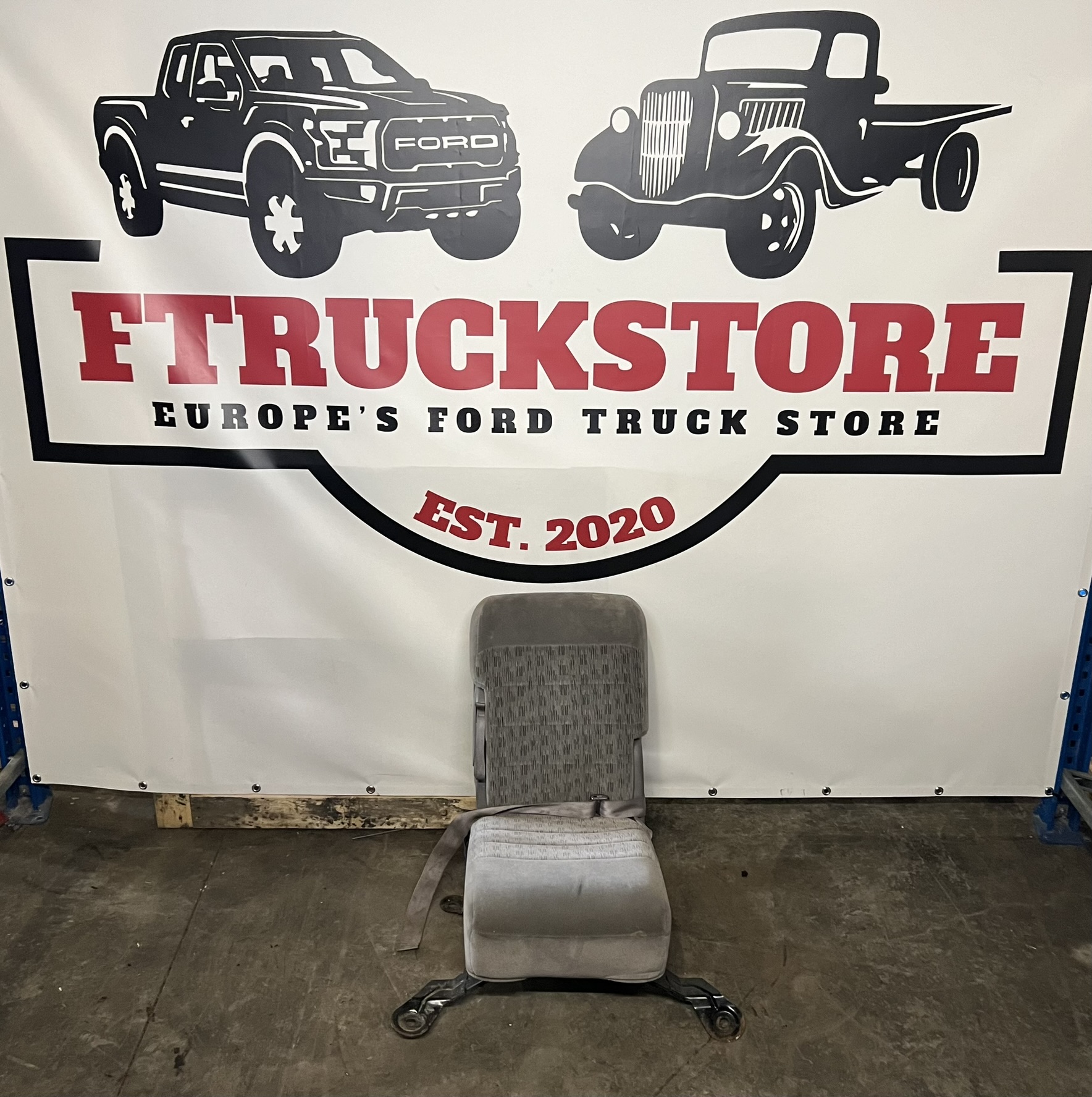 Ford F250/350 Superduty 3rd Person Front Seat Interior set