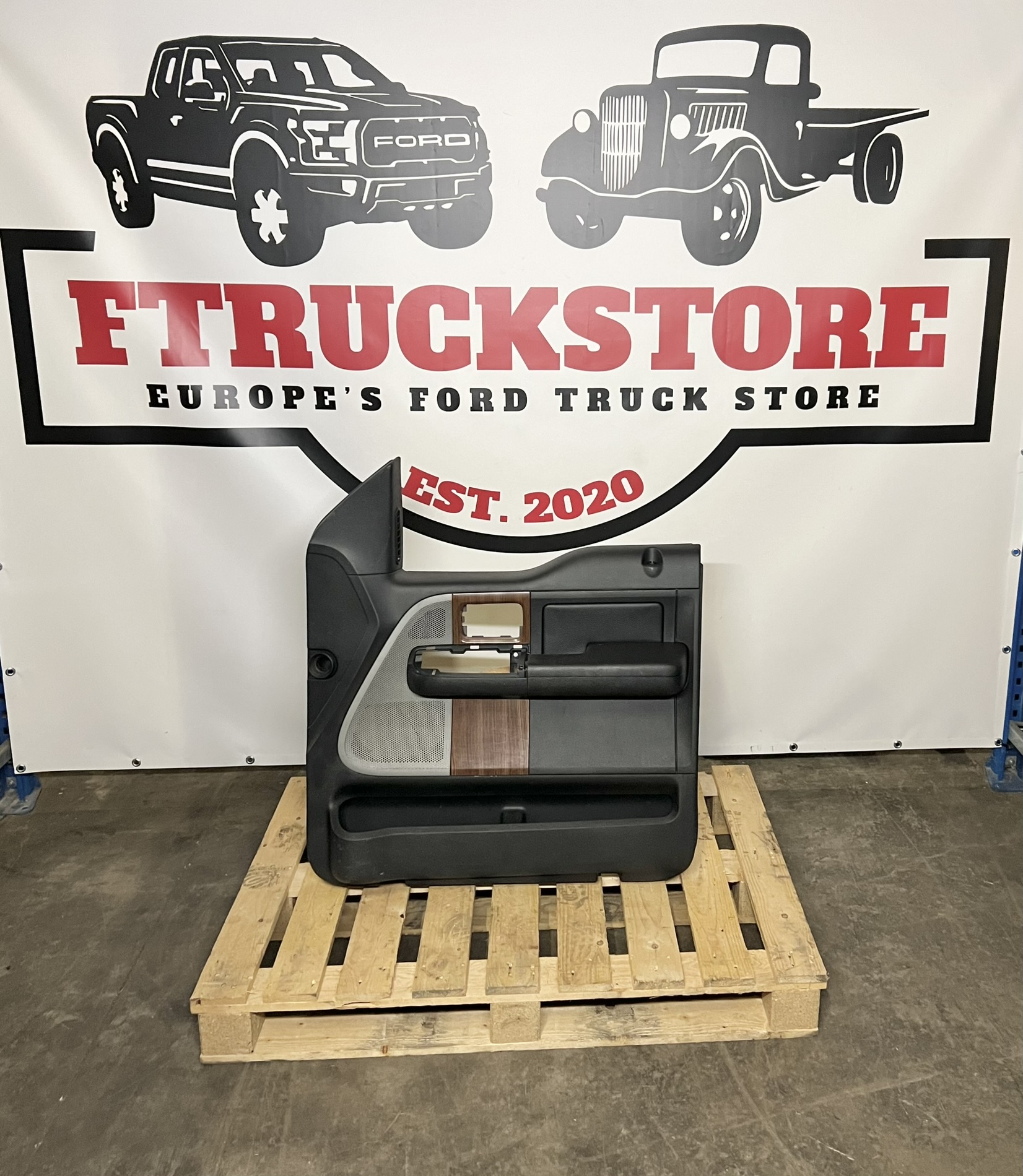 Ford F150 2004/2008 Black Front Right Door Panel