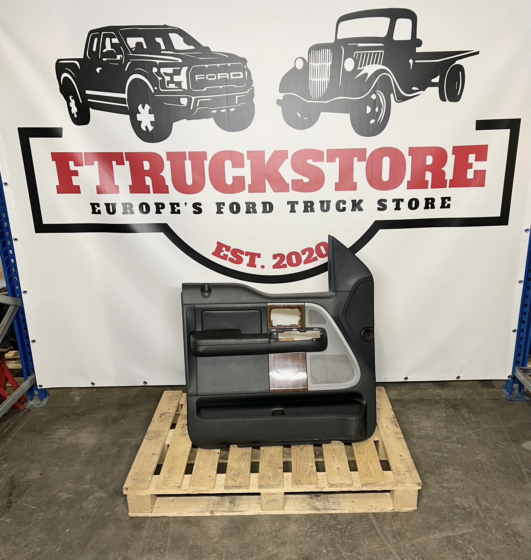 Ford F150 2004/2008 Black Front Left Door Panel