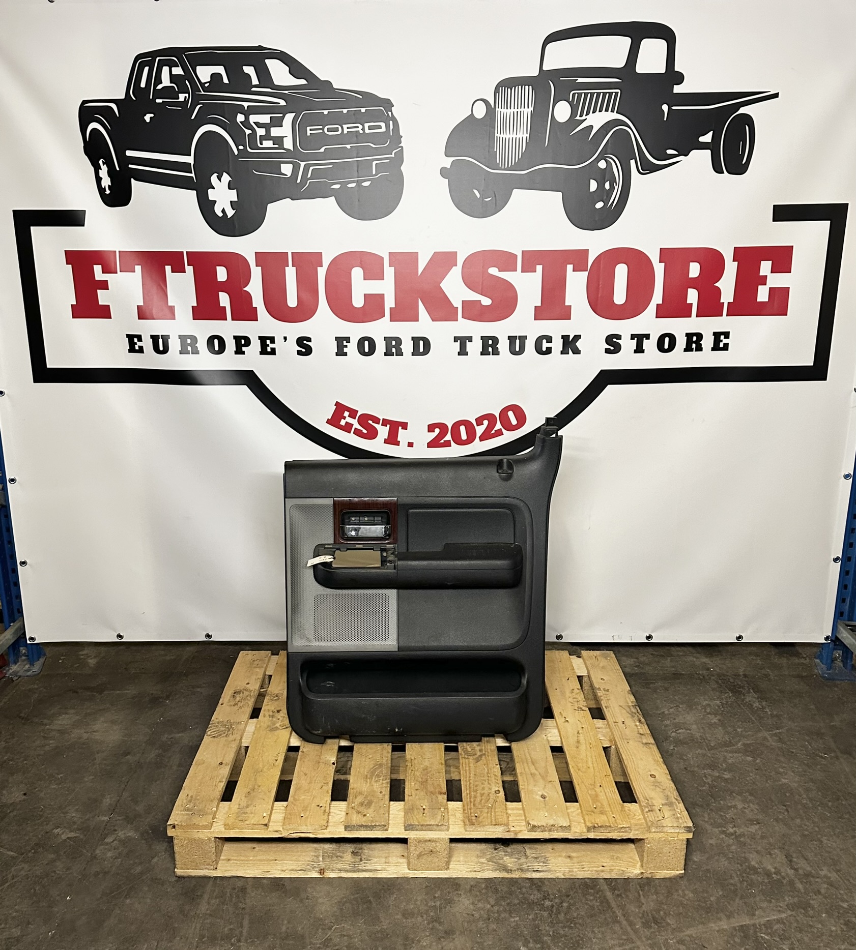 Ford F150 2004/2008 Black Rear Right Door Panel