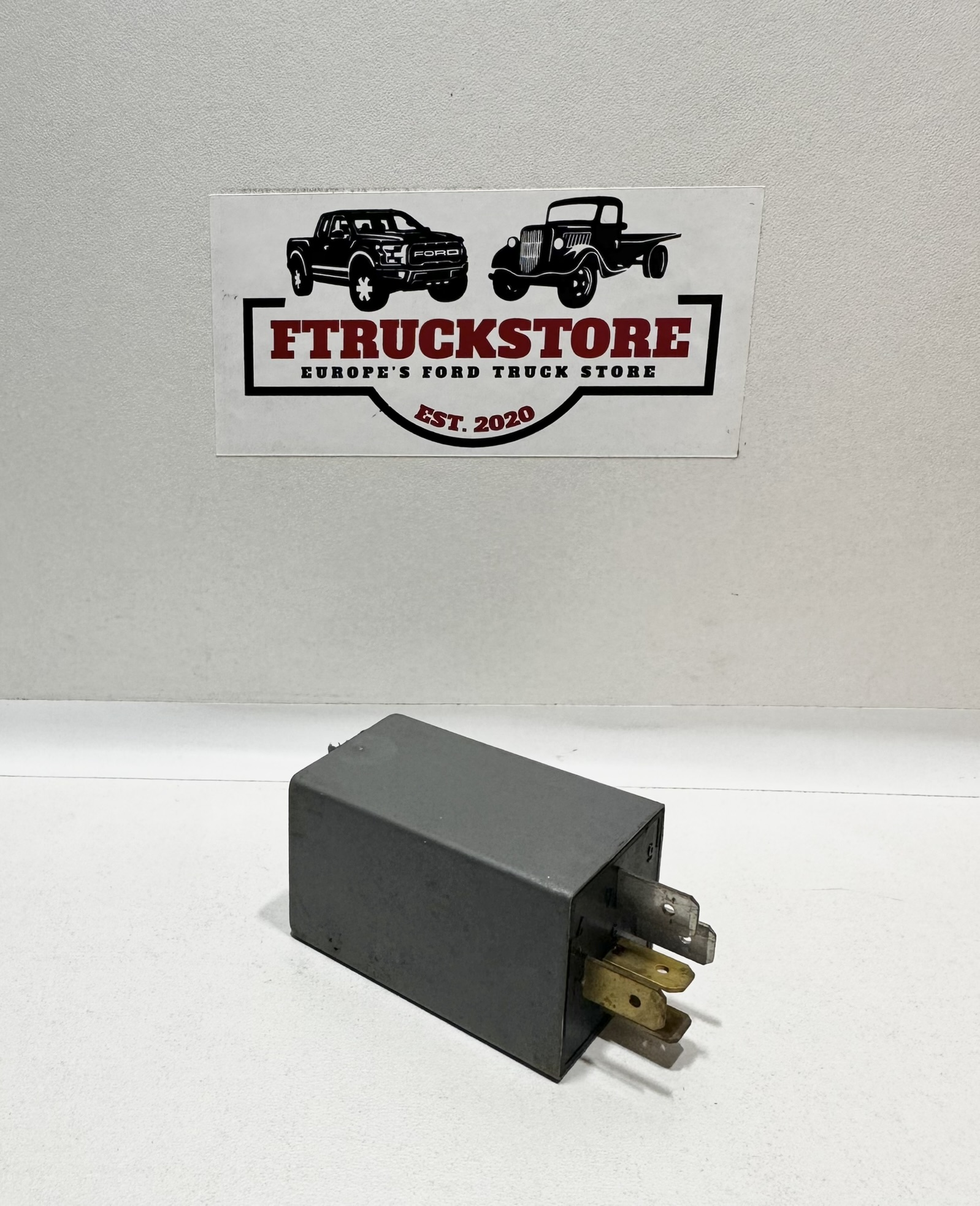 Control module Relay 88AG-18C641-AA