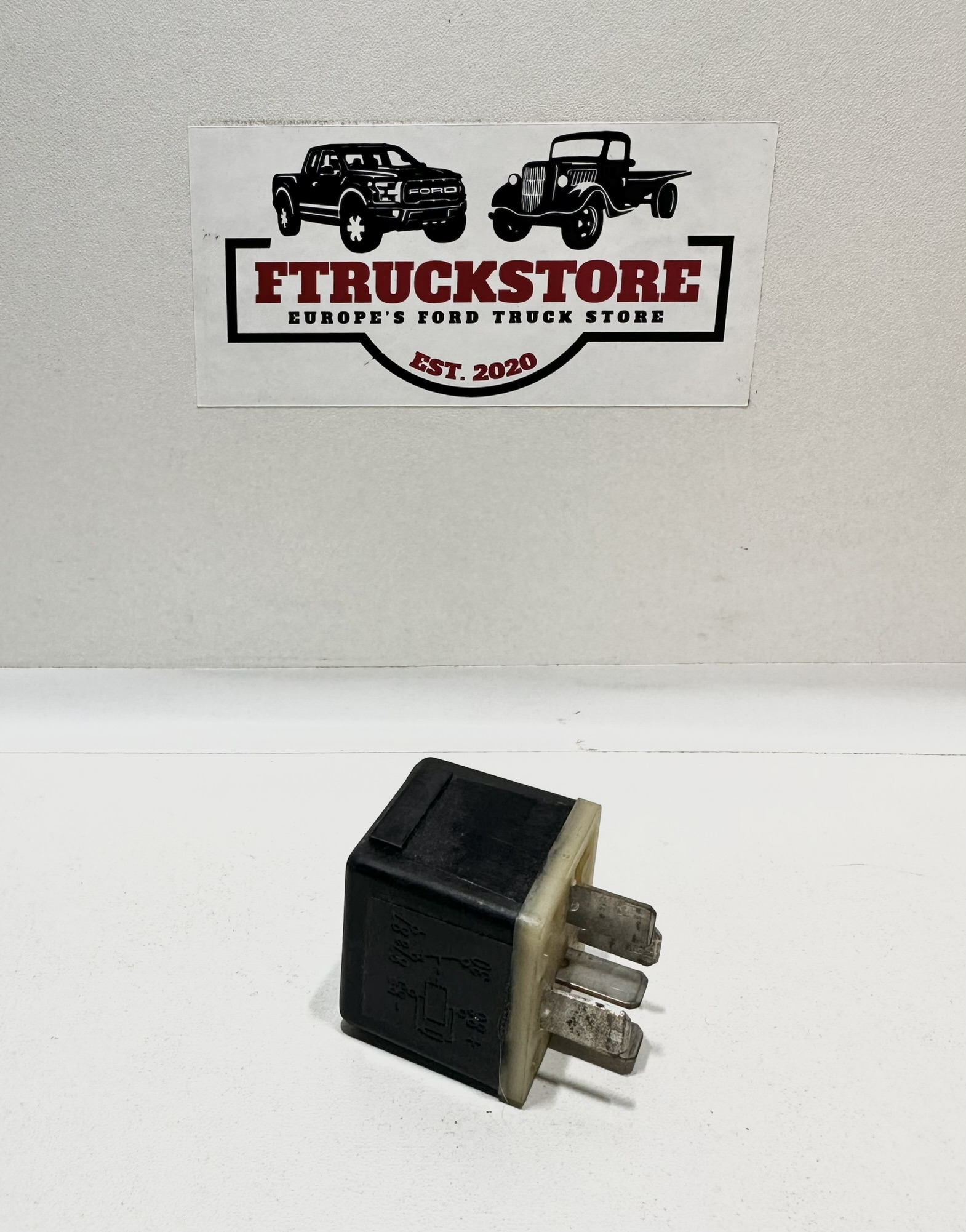 Multi use Relay F0AB-14B192-AA