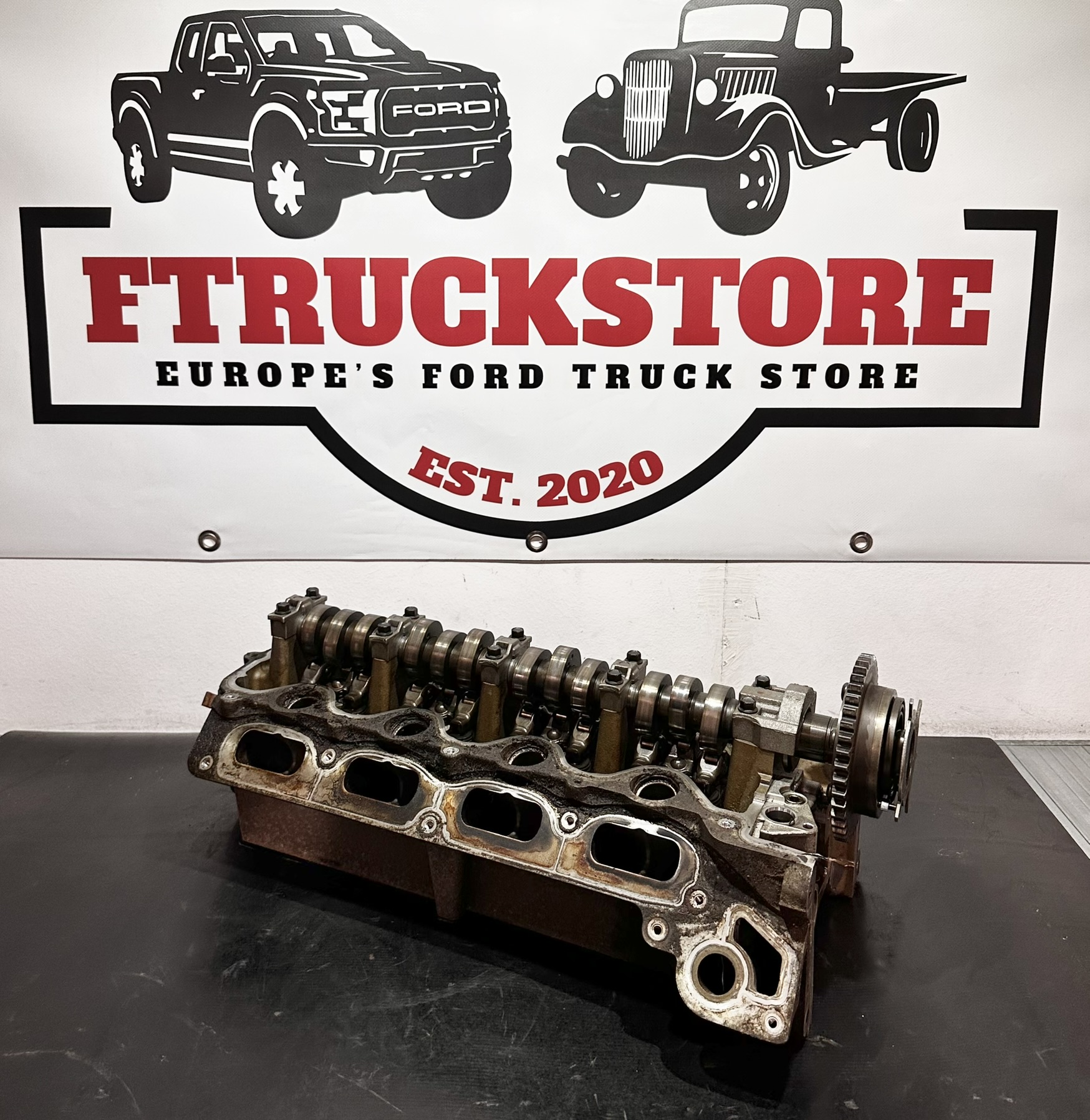 5.4 3V Cylinder head Left