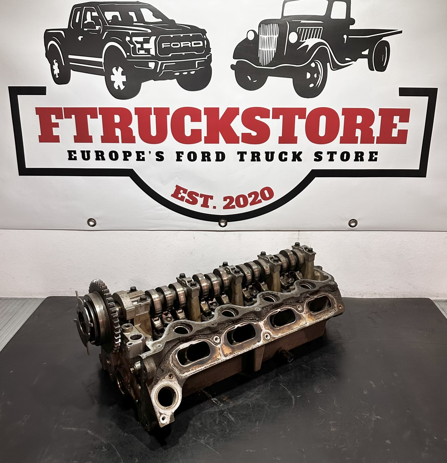 5.4 3V Cylinder head Right