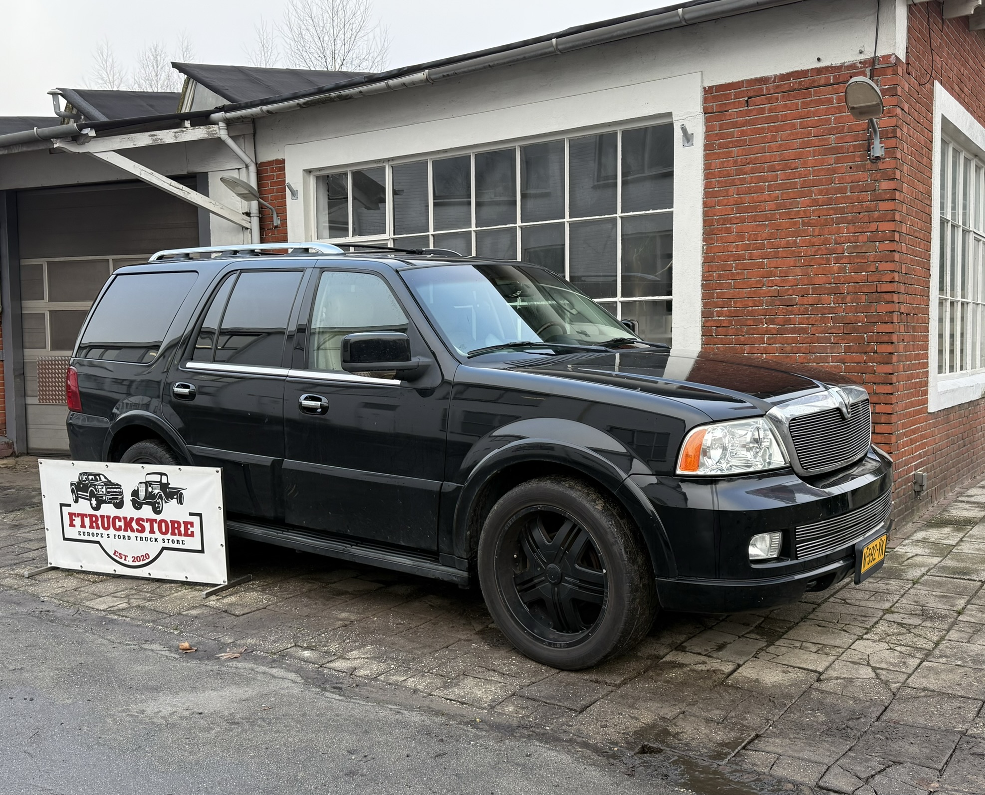 Lincoln Navigator 5.4 3valve Automatic 4wd 2006 FOR PARTS