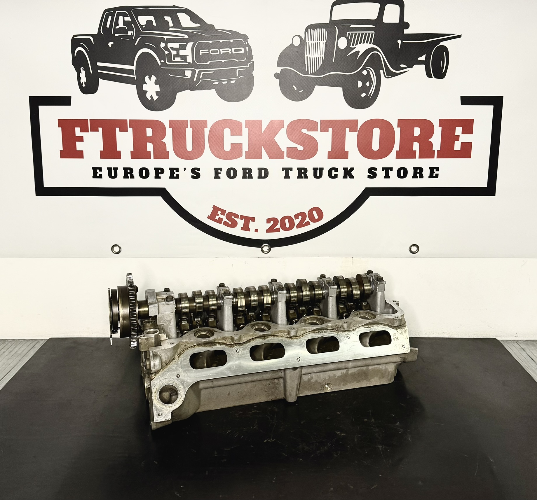 5.4 3V Cylinder head Right