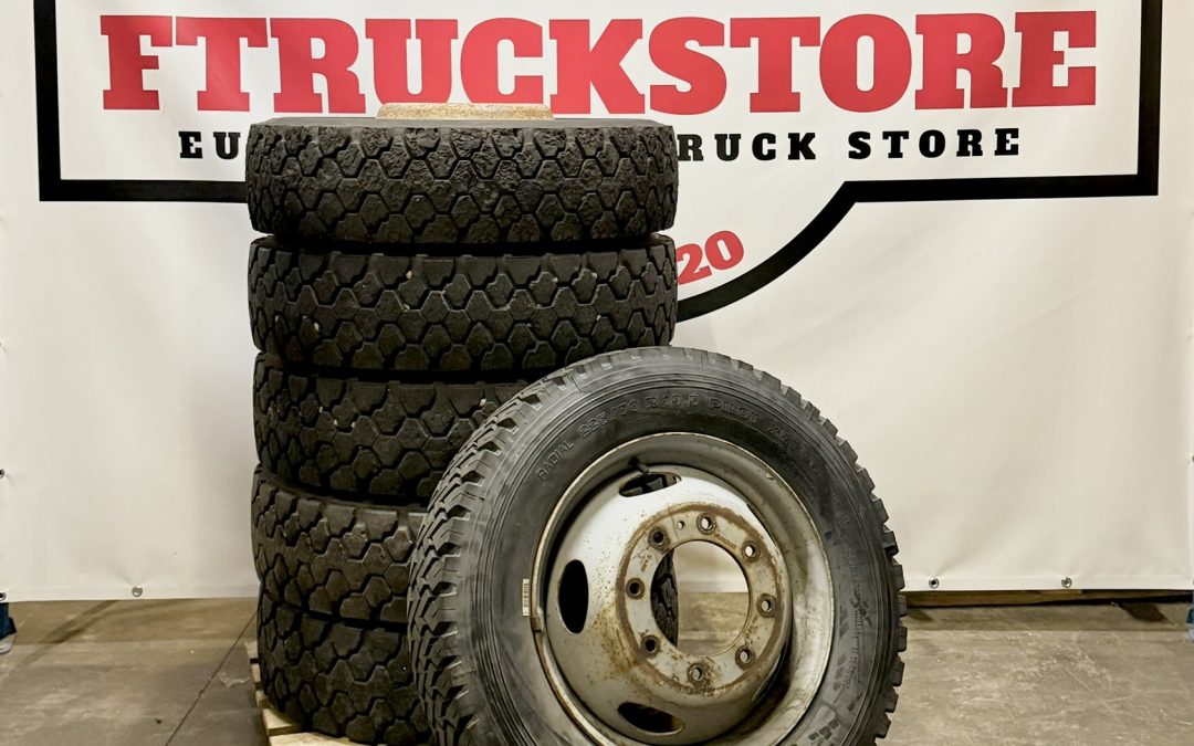 F550 DUALLY 8lug Wheel Set 19.5Inch