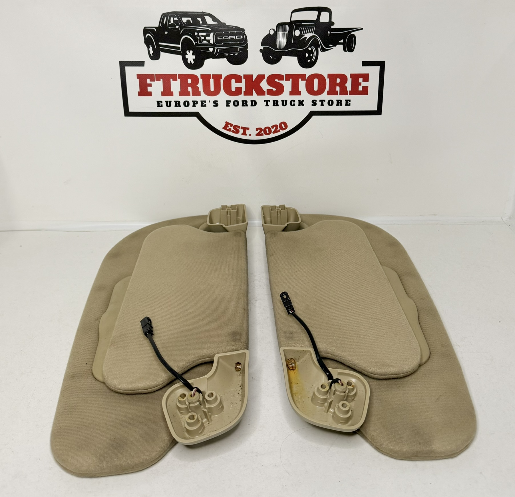 Ford Expedition 2007 Sun Visor Set