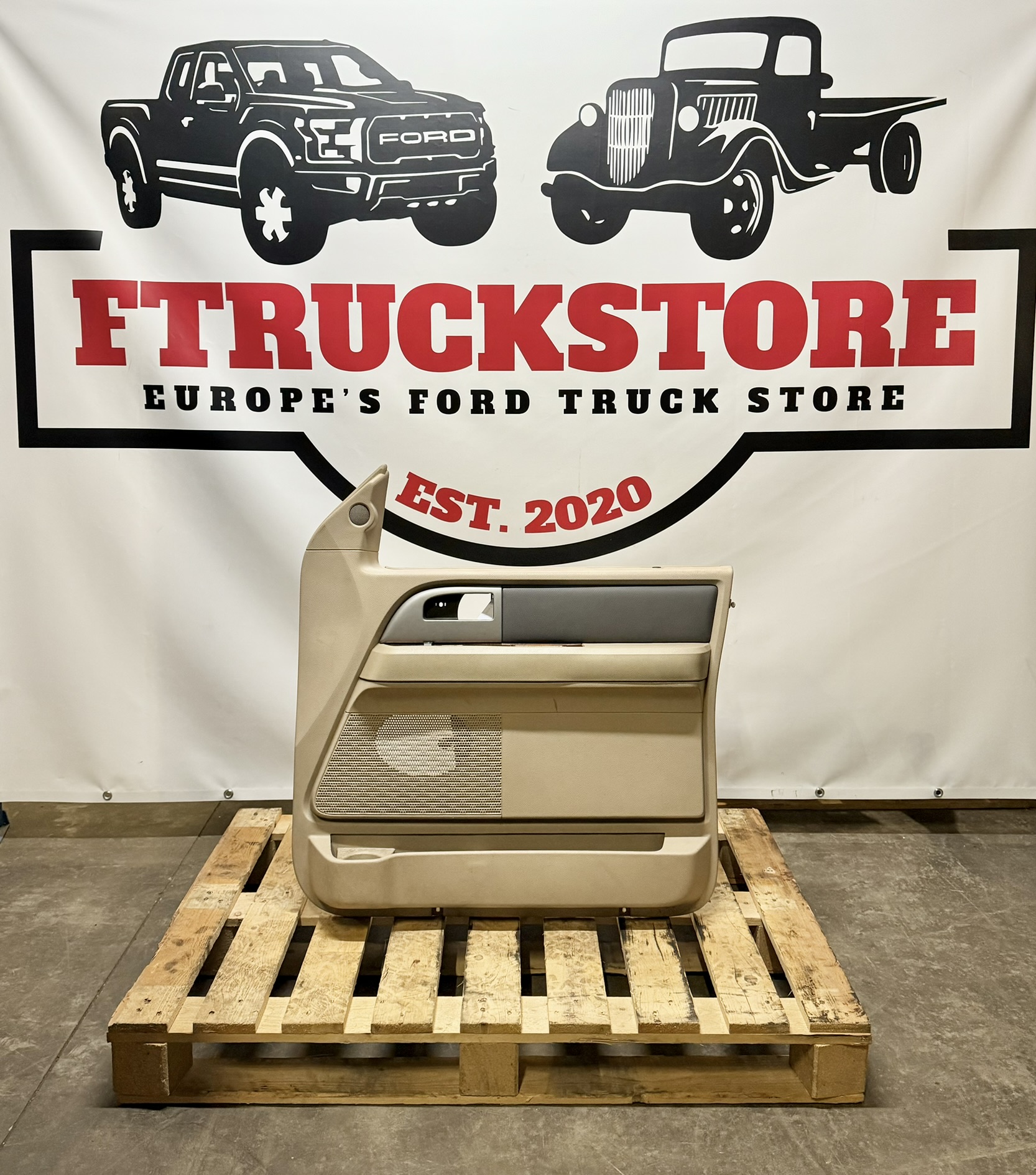 Ford Expedition 2007 F.R Door Panel