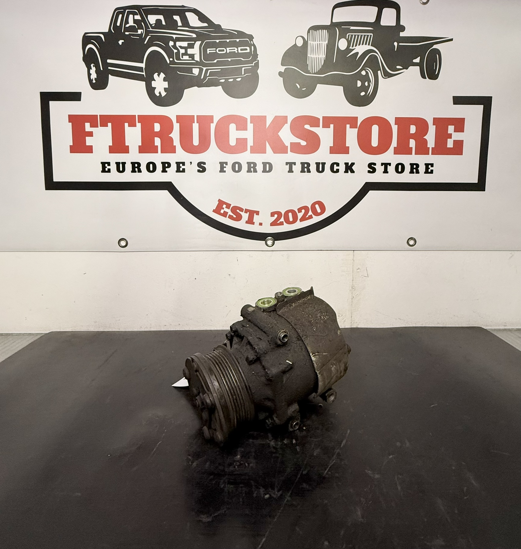 Lincoln Navigator 5.4 3V 2005 AC Compressor