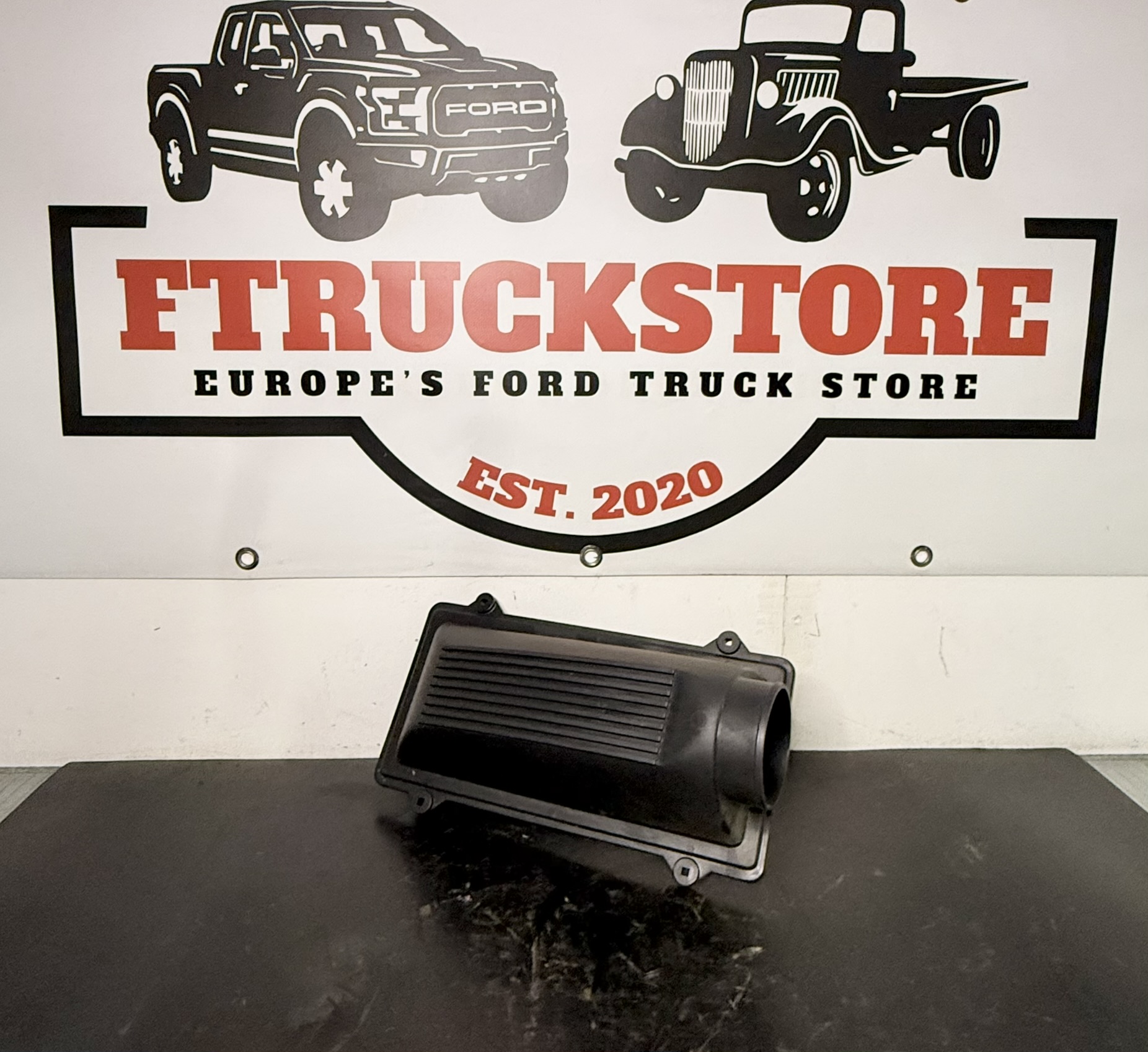 F150 Lightning 5.8 1993/1995 NEW Air Filter Box