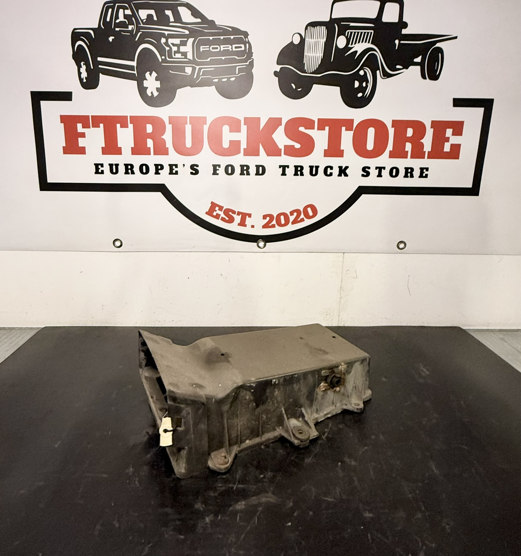 F.Serie 5.0/5.8 EFI 1987/1994 Air Filter Box