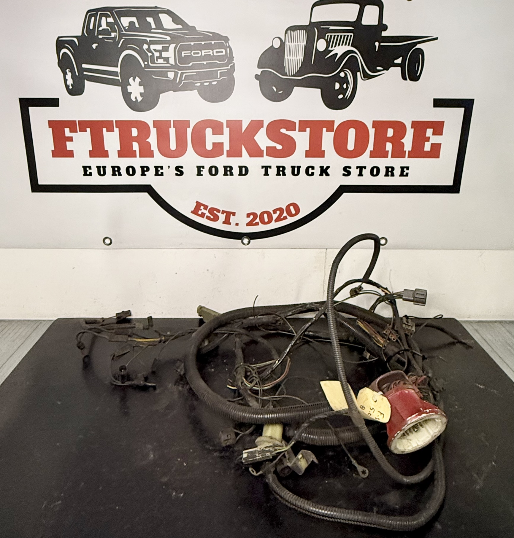 F.Serie 5.0/5.8 EFI 1986/1991 Engine Bay Harness