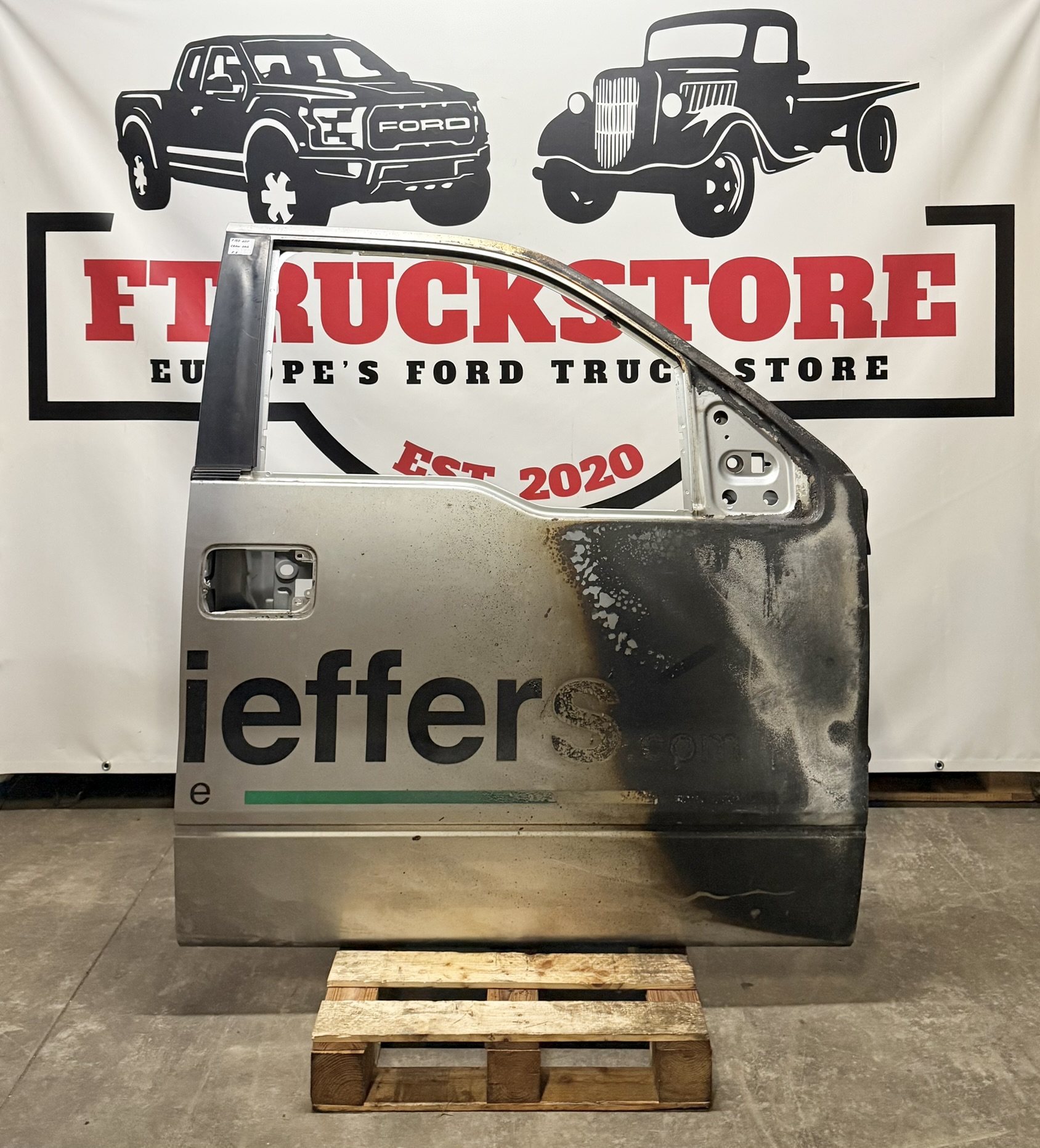 Ford F150 CrewCab 2011 Front Right