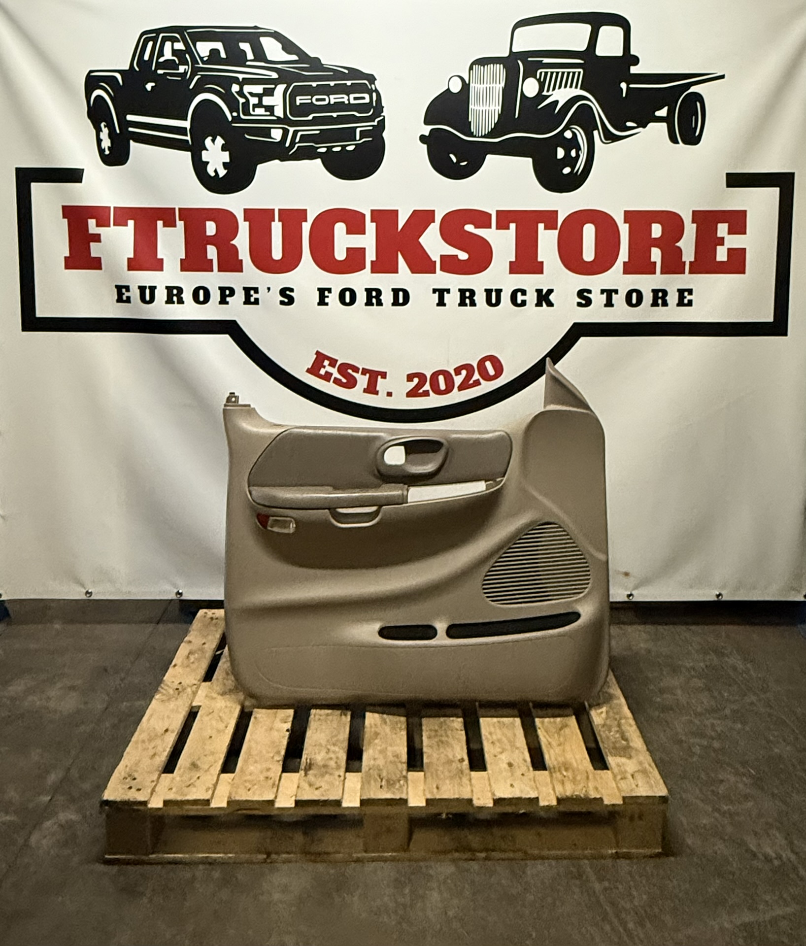 Ford F150 1997/2002 F.L Door Panel