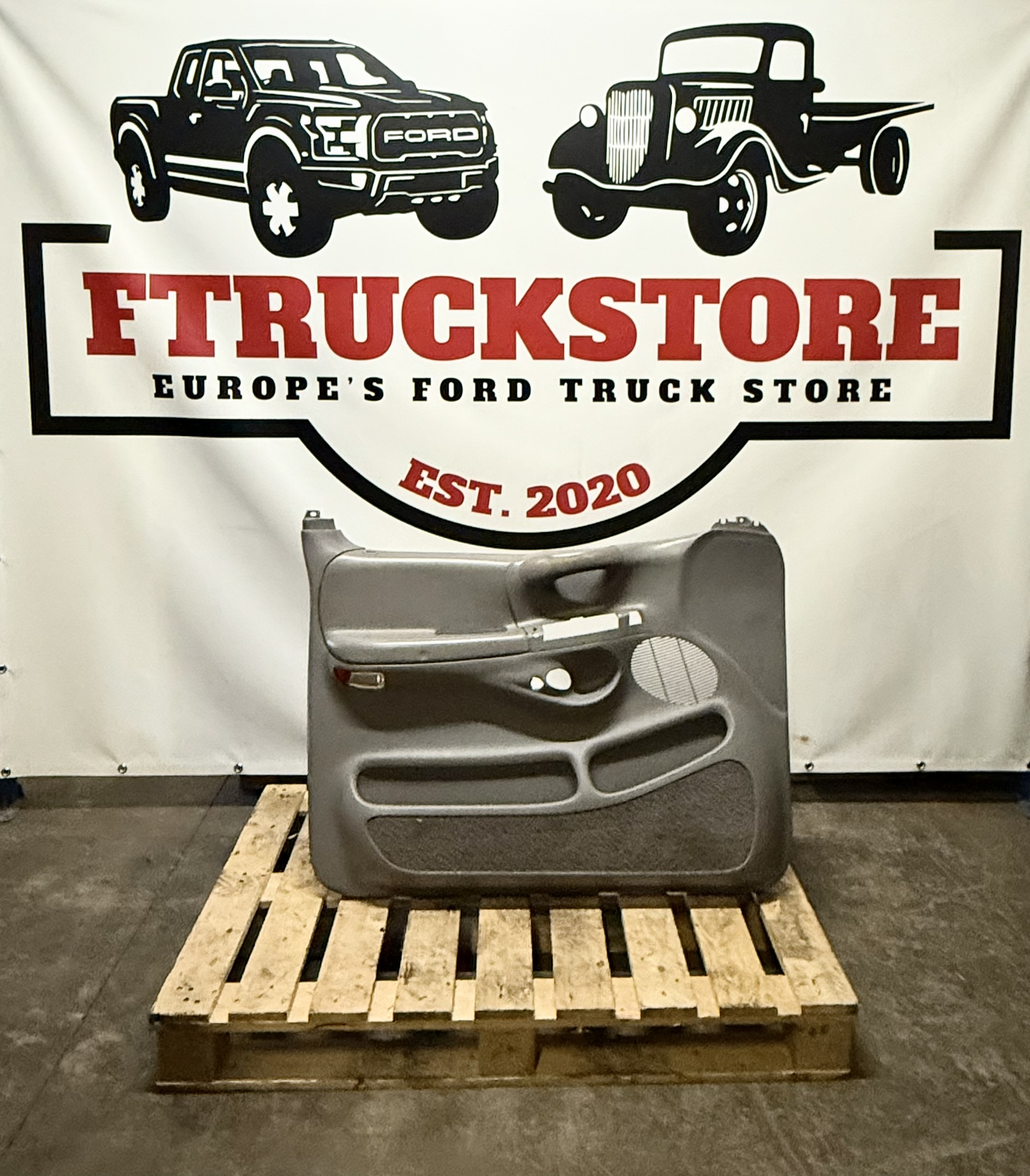 Ford F150 1997/1998 F.L Door Panel