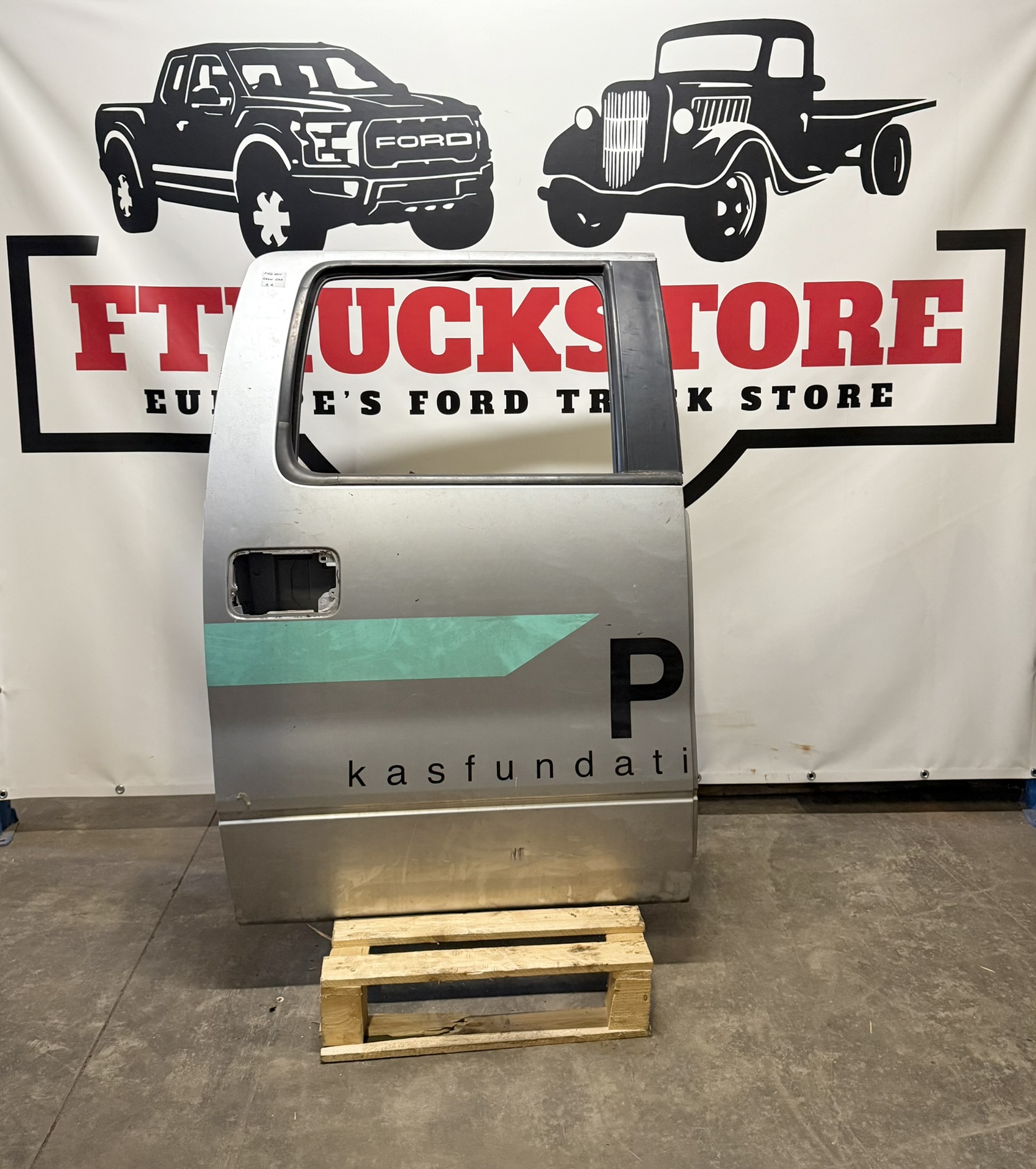 Ford F150 CrewCab 2011 Rear Right