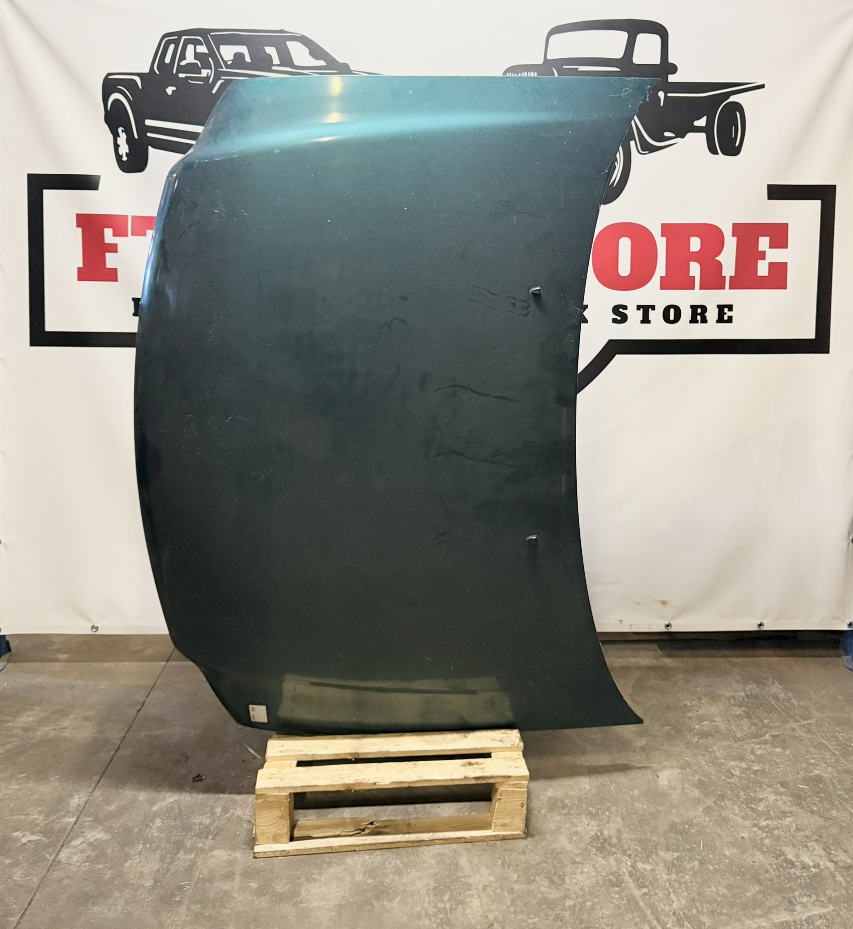 Ford F150 1997/2003  Hood