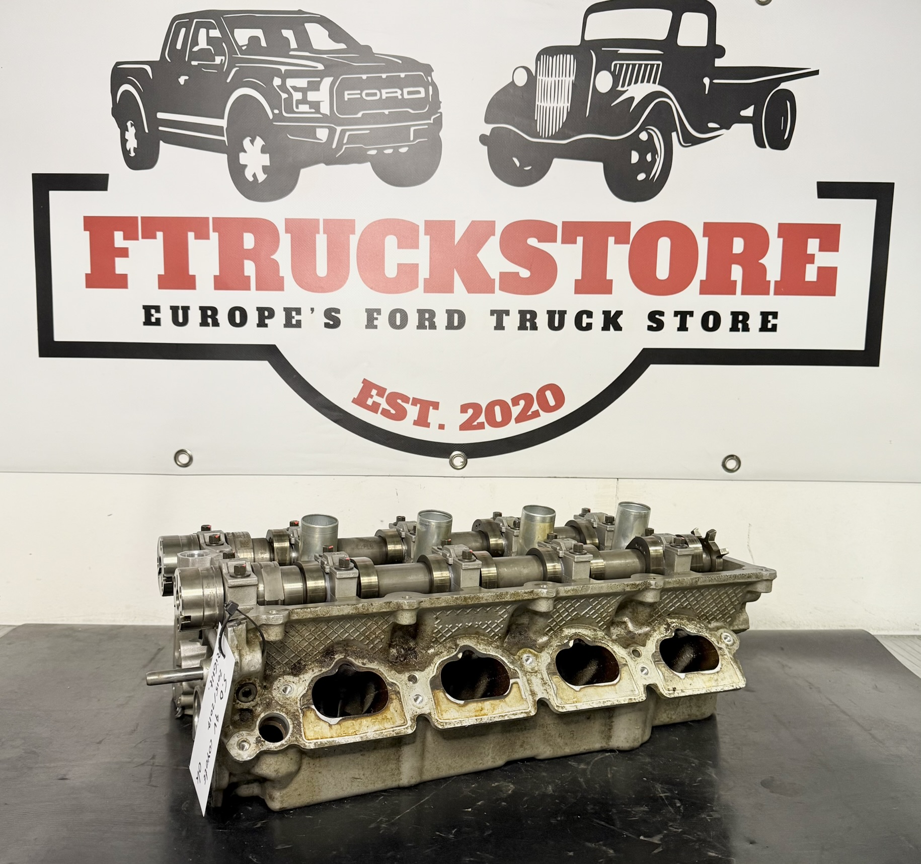 5.0 V8 coyote 2015/2017 Cylinder head Right