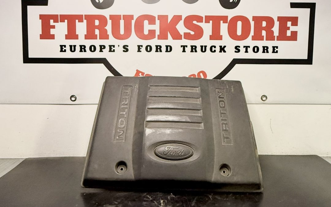 Ford Expedition 5.4 Triton 3V 2007/2008 Engine Cover