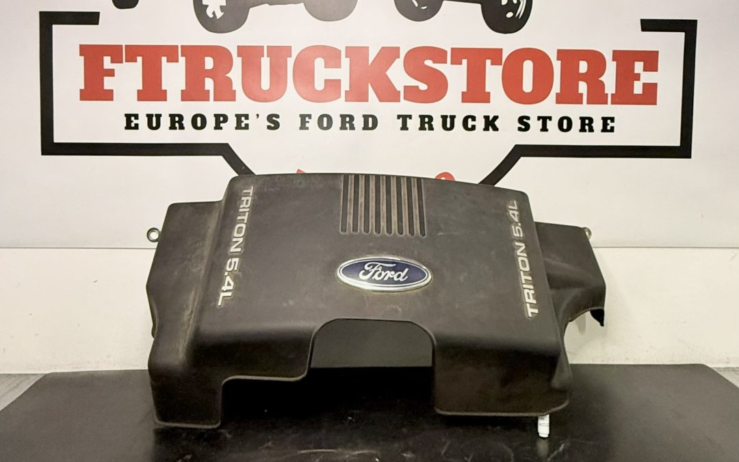 Ford Expedition 5.4 Triton 2003/2004 Engine Cover