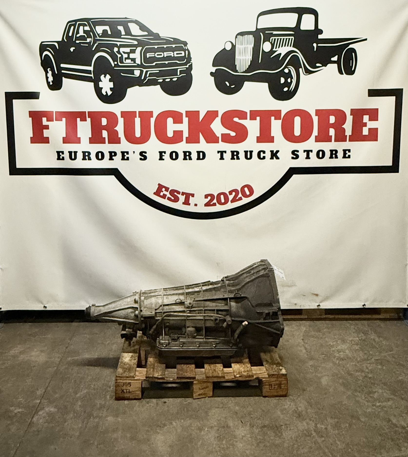 Ford E350 E4OD LWB 5.4 189.000KM 1998