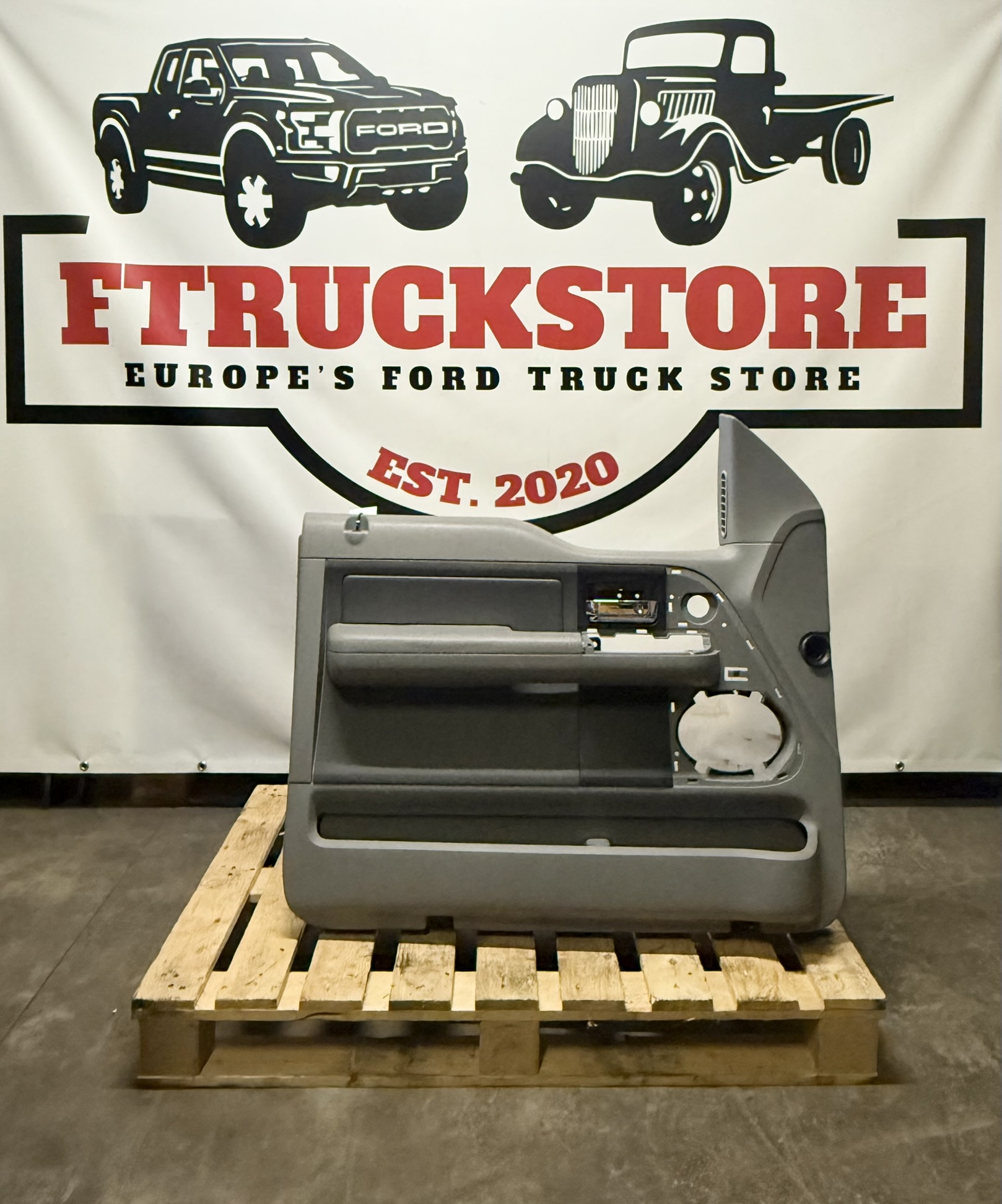 Ford F150 2004/2008 SuperCab 1/2 F.L. Door Panel