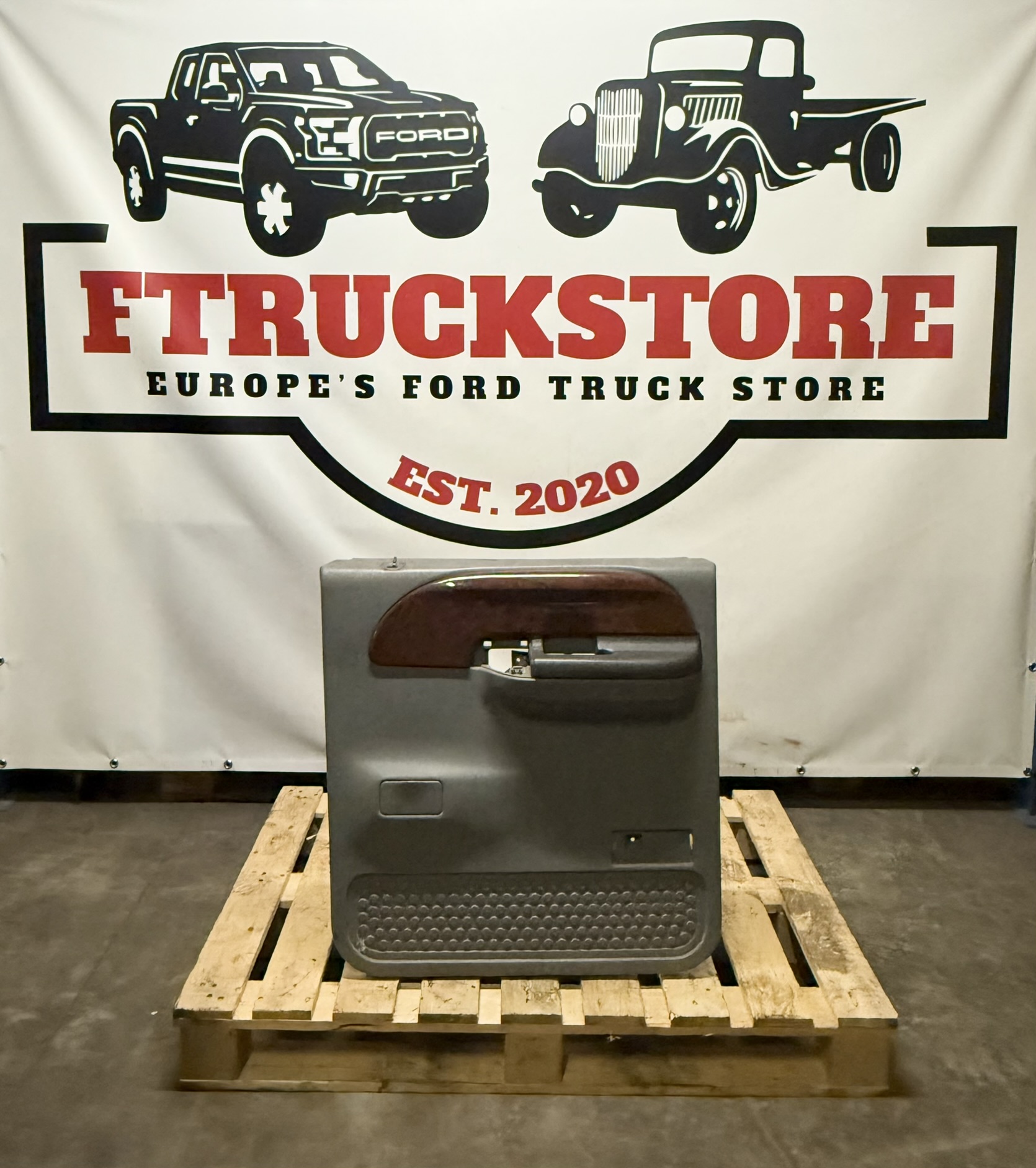 Ford F250 2003/2007 R.R. Door Panel