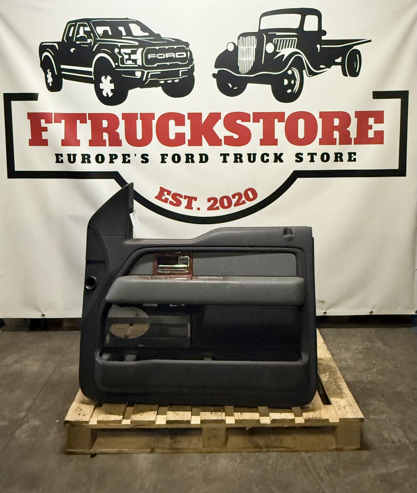 Ford F150 CrewCab 2011 F.R. Door Panel