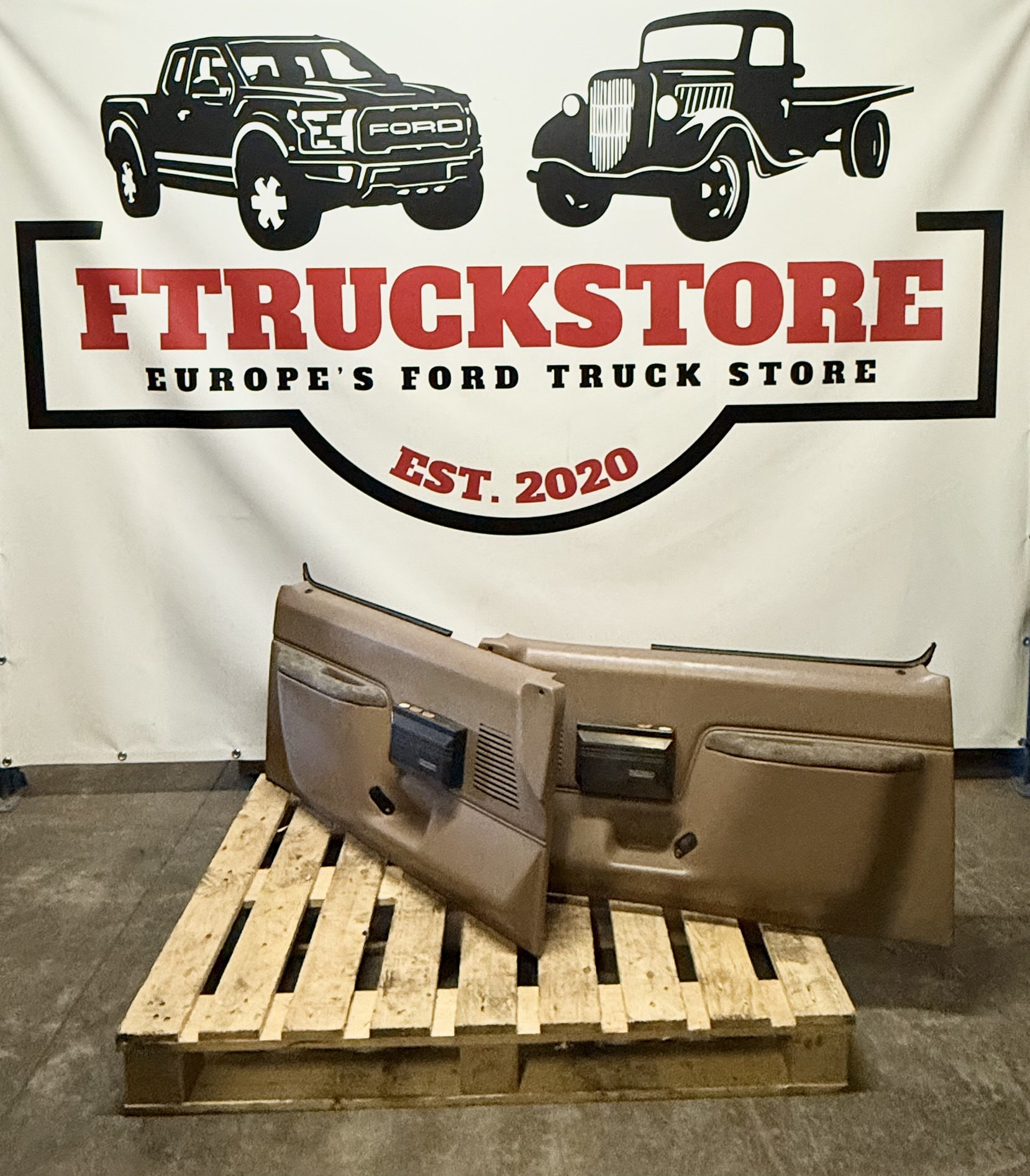 Ford F.Serie 1987/1991 Set Door Panels