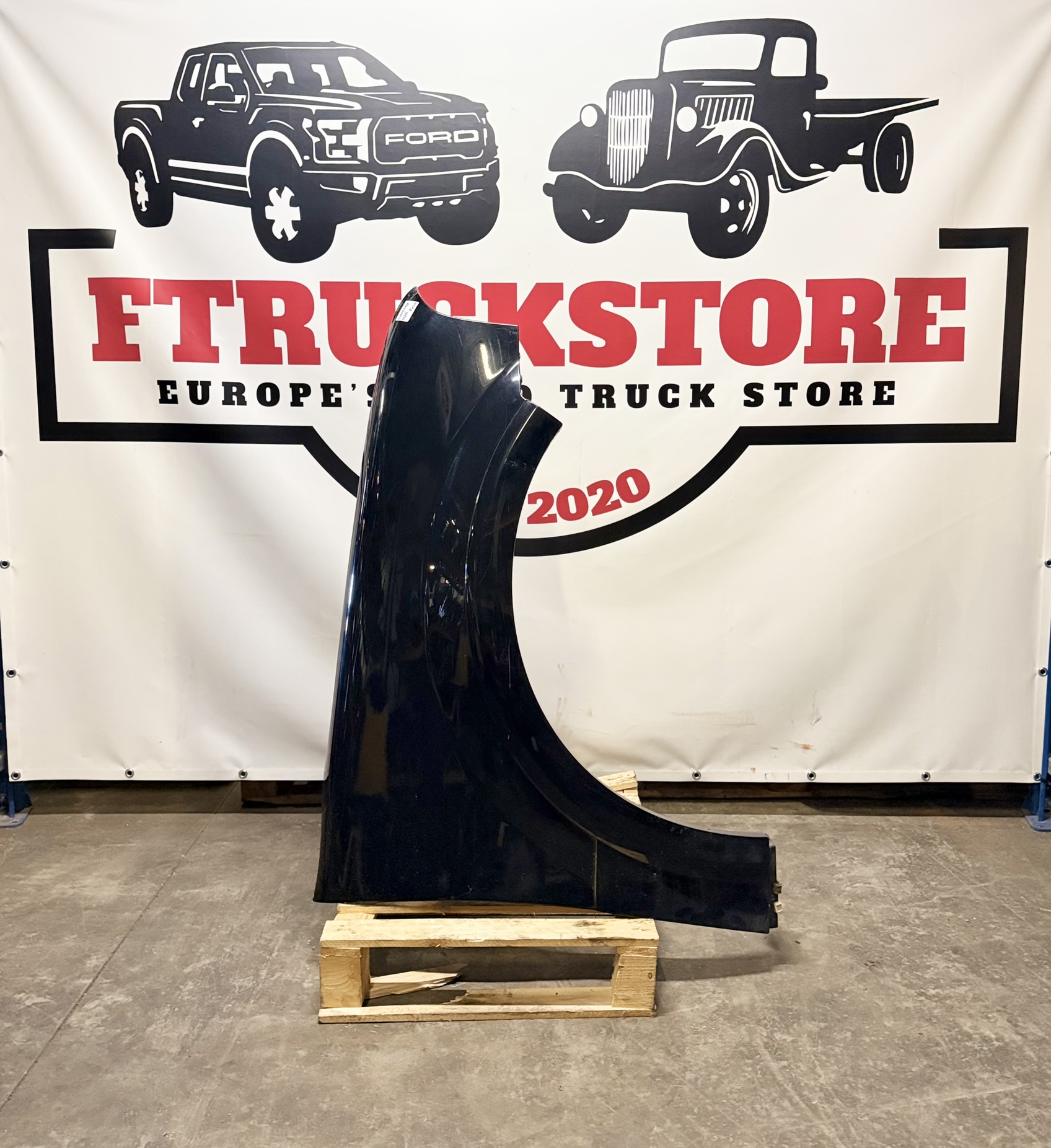 Lincoln Navigator 2003/2006 Front Right