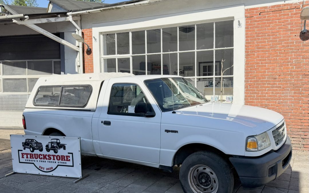Ford Ranger 3.0 v6 2WD 2001 FOR PARTS