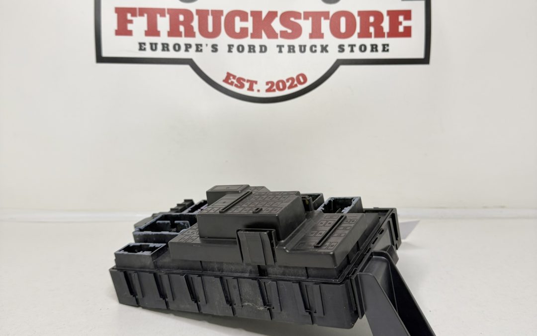 Lincoln Navigator 5.4L 4×4 XL 2007 Fuse Box